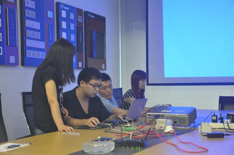 客房控制系統(tǒng)，智能客控